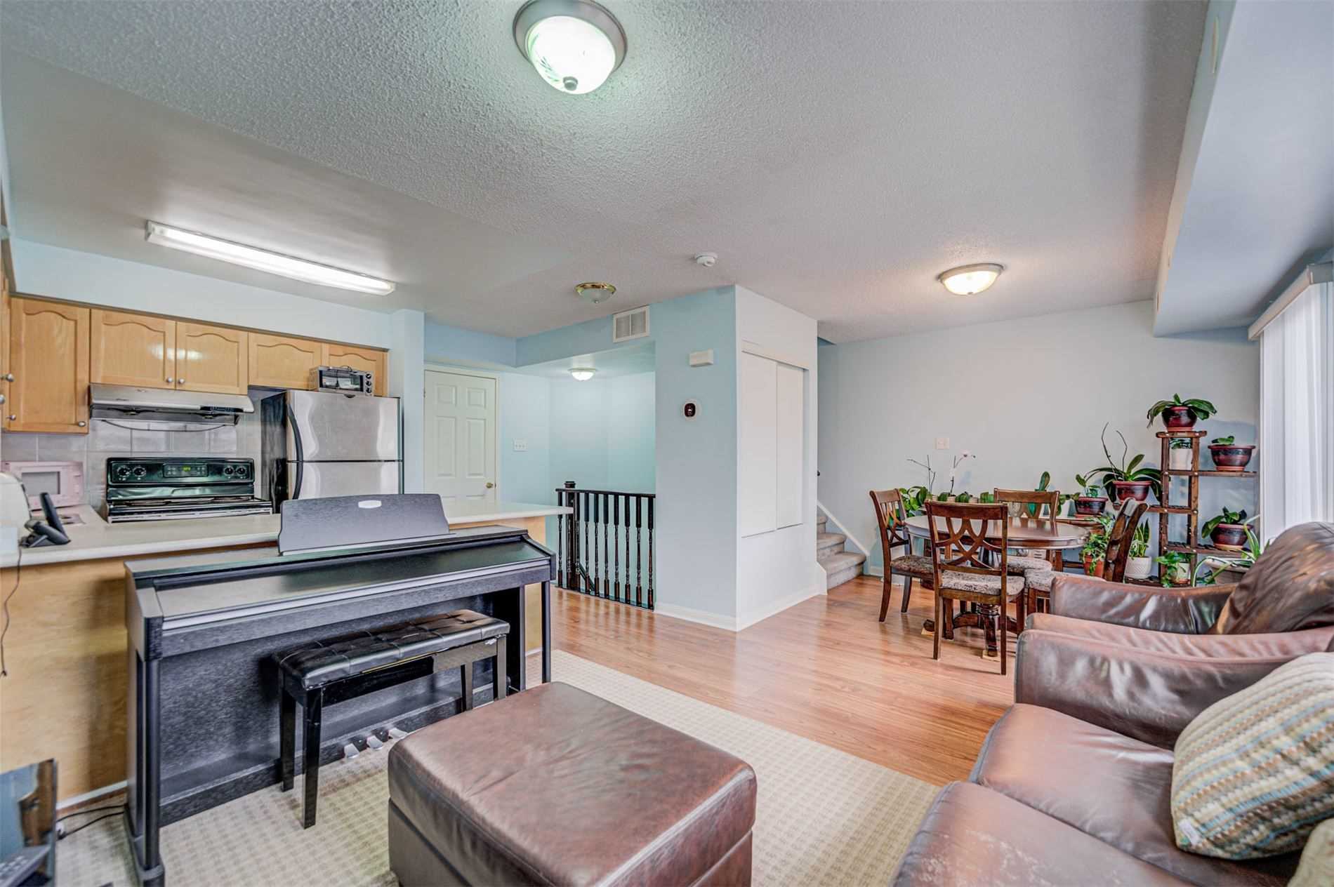 55 George Appleton Way #2095