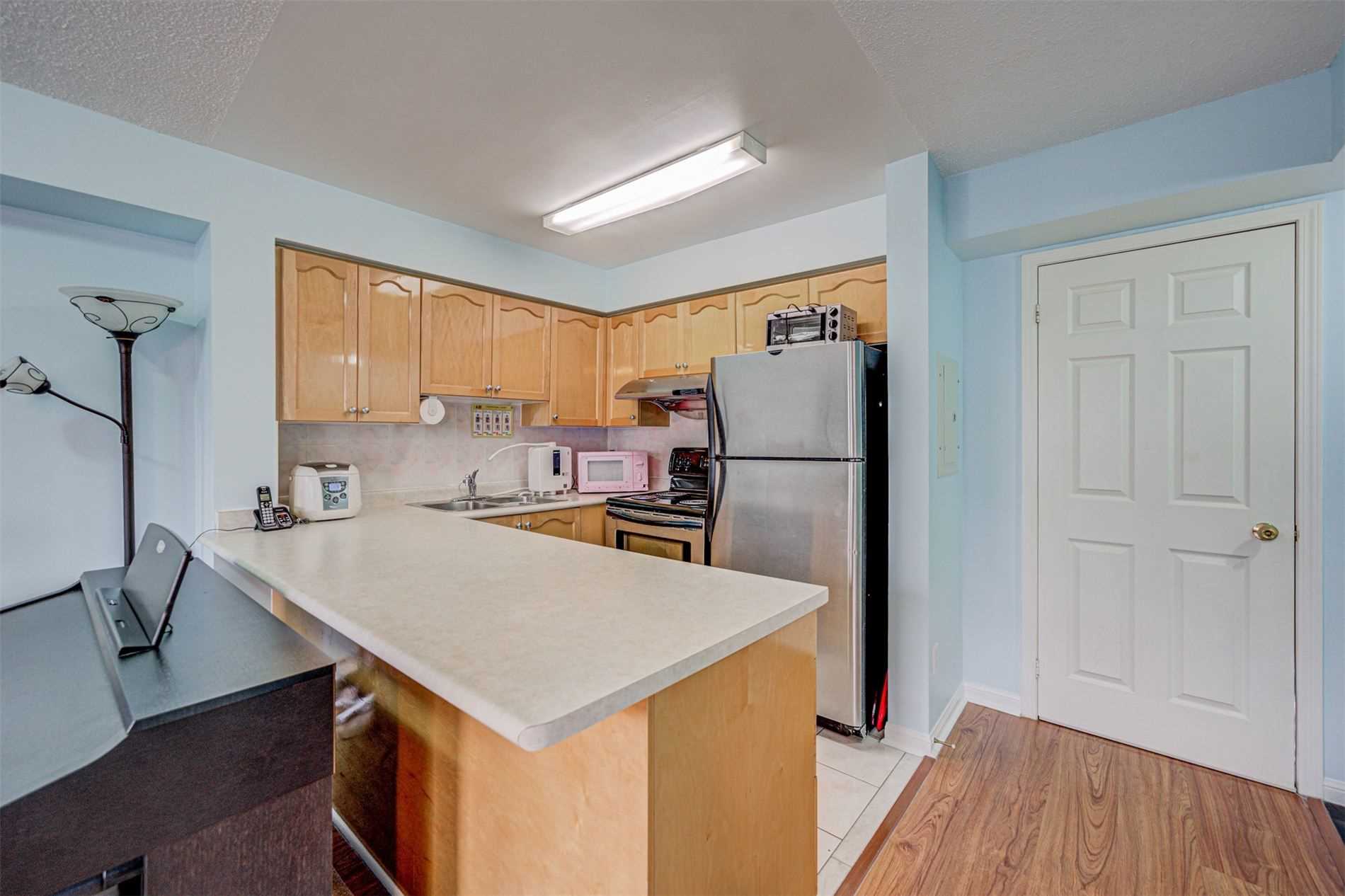 55 George Appleton Way #2095