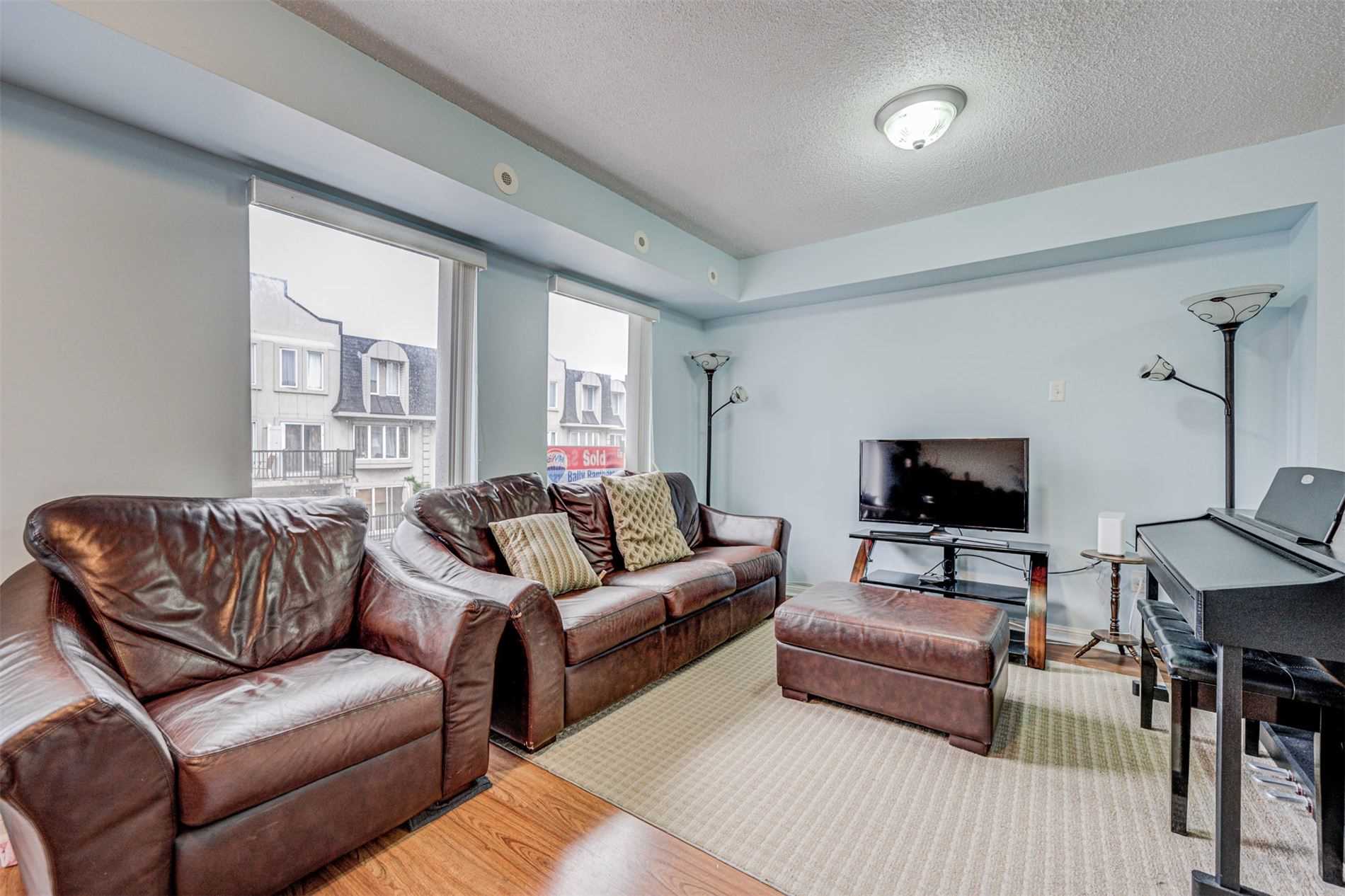 55 George Appleton Way #2095