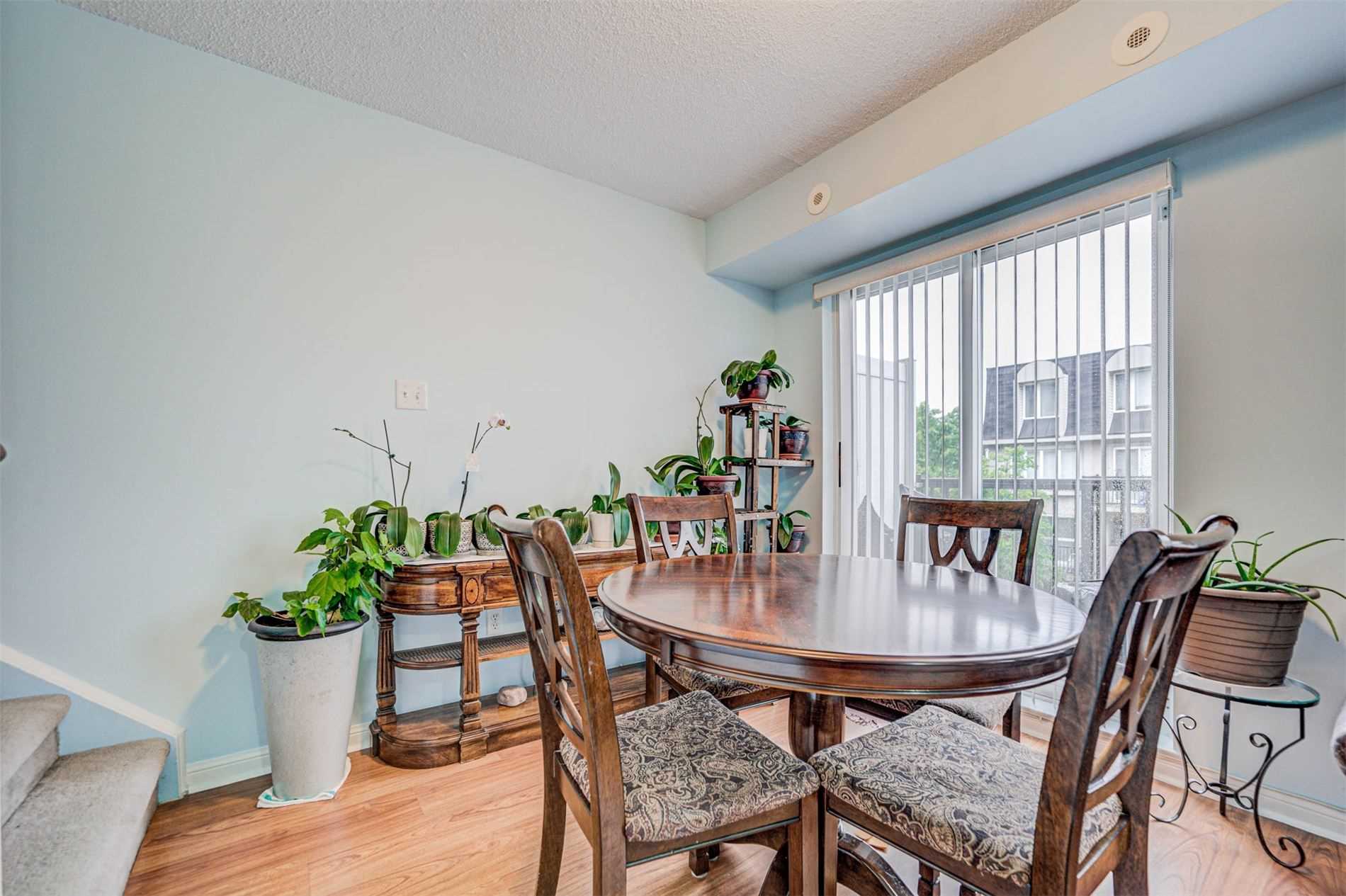 55 George Appleton Way #2095