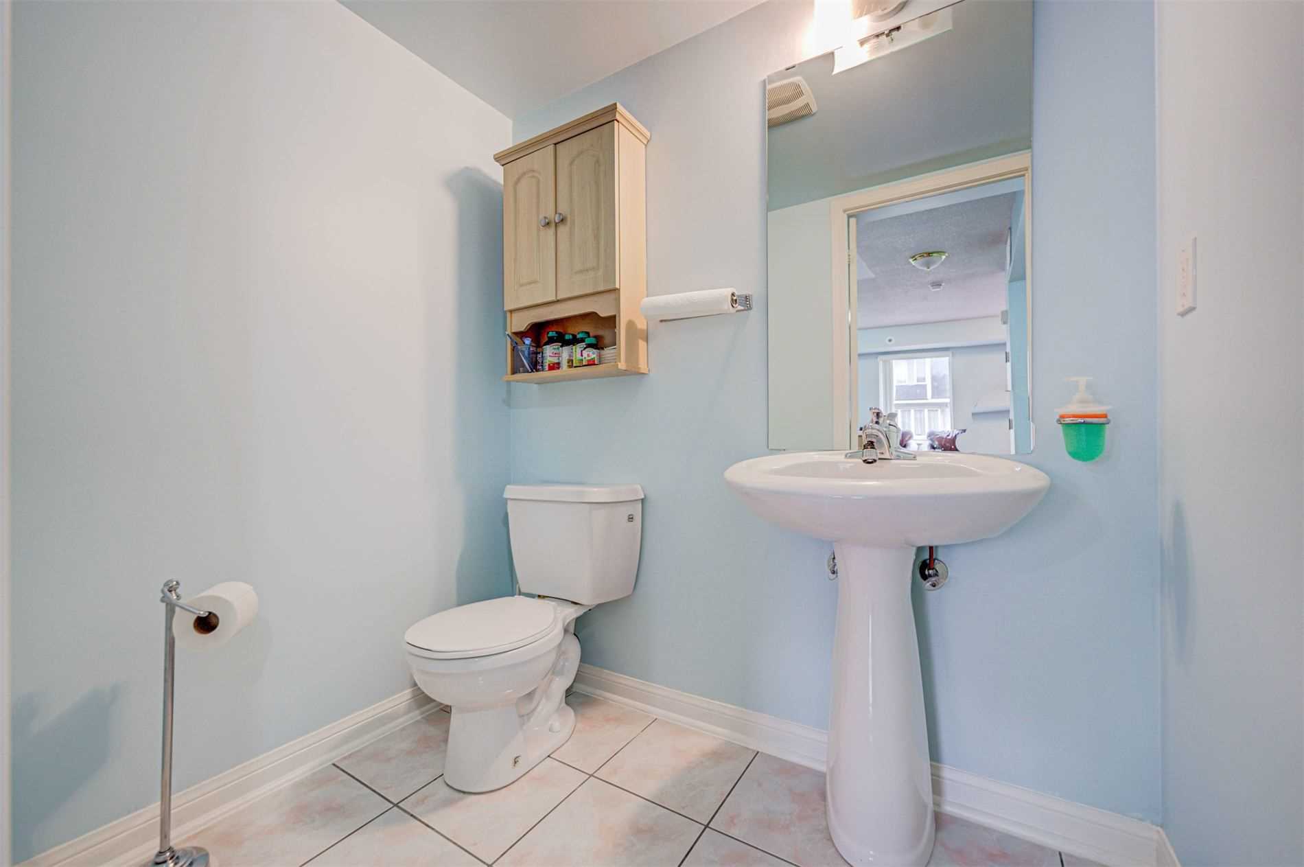 55 George Appleton Way #2095
