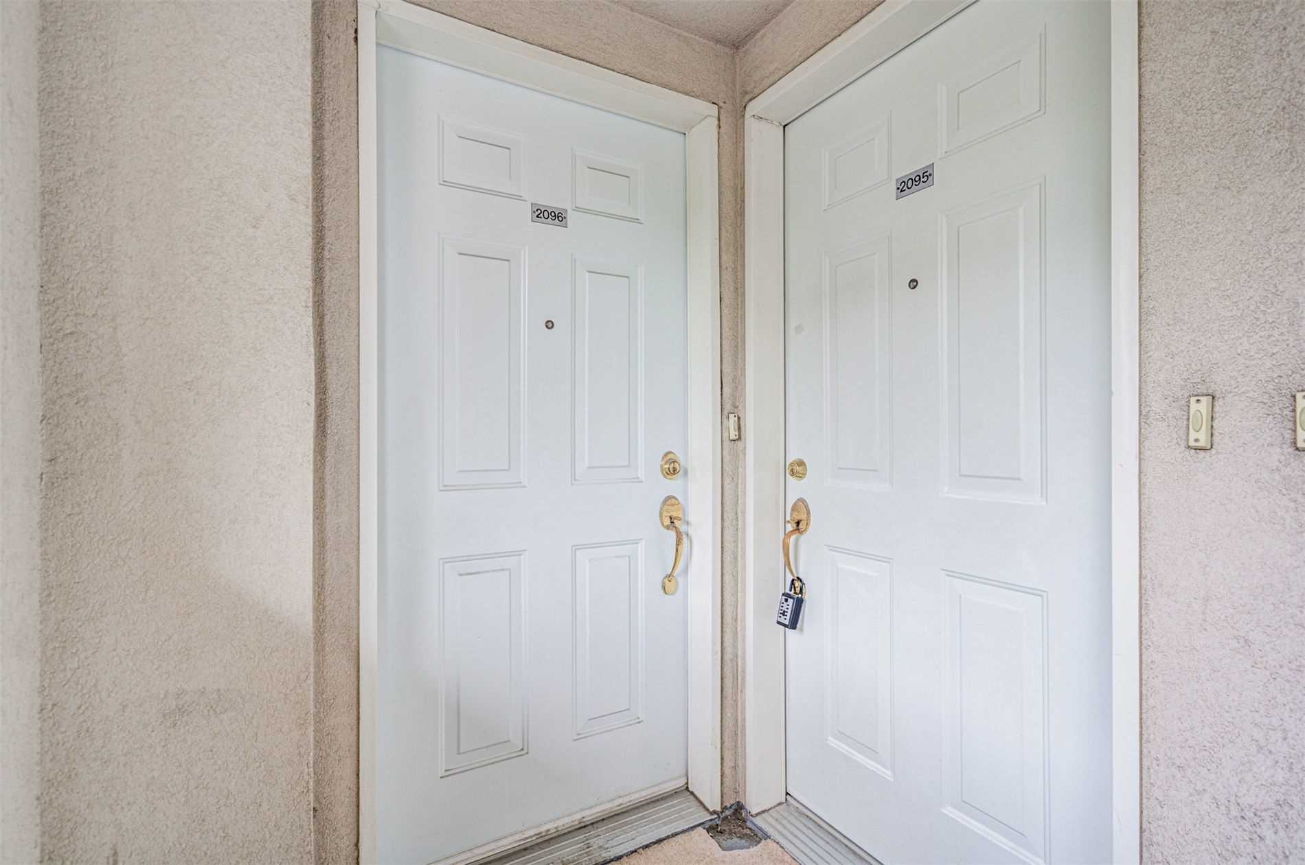 55 George Appleton Way #2095