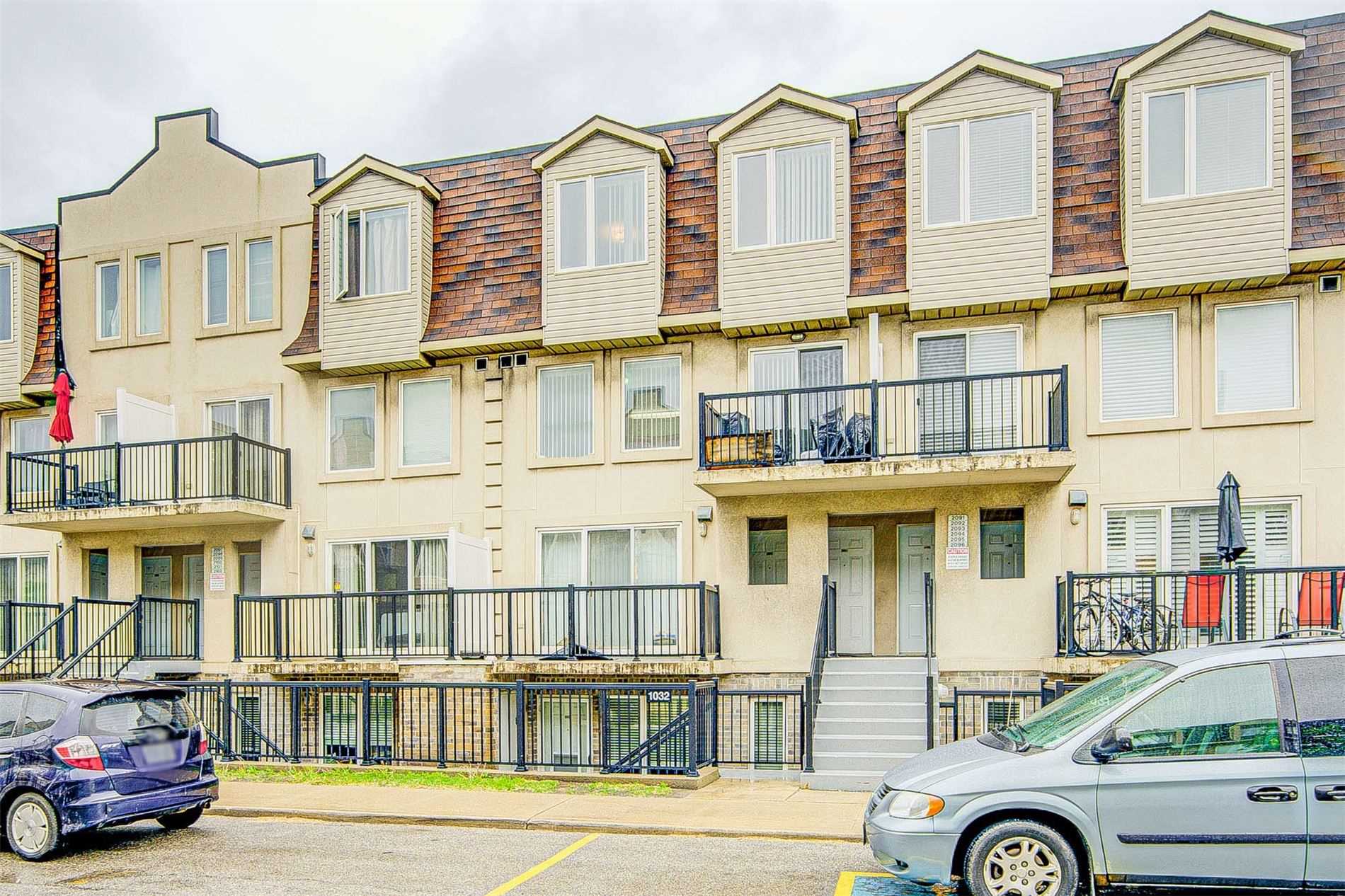55 George Appleton Way #2095