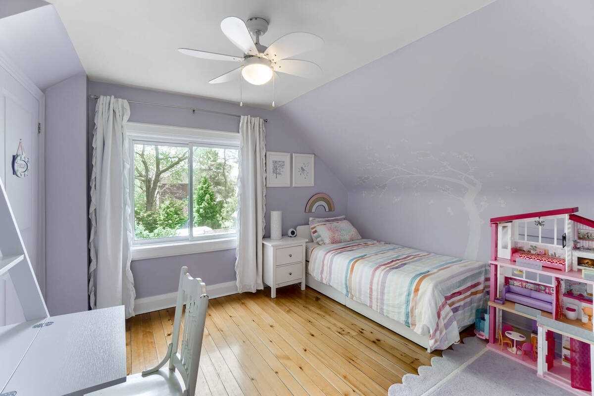 12 Wesley Ave