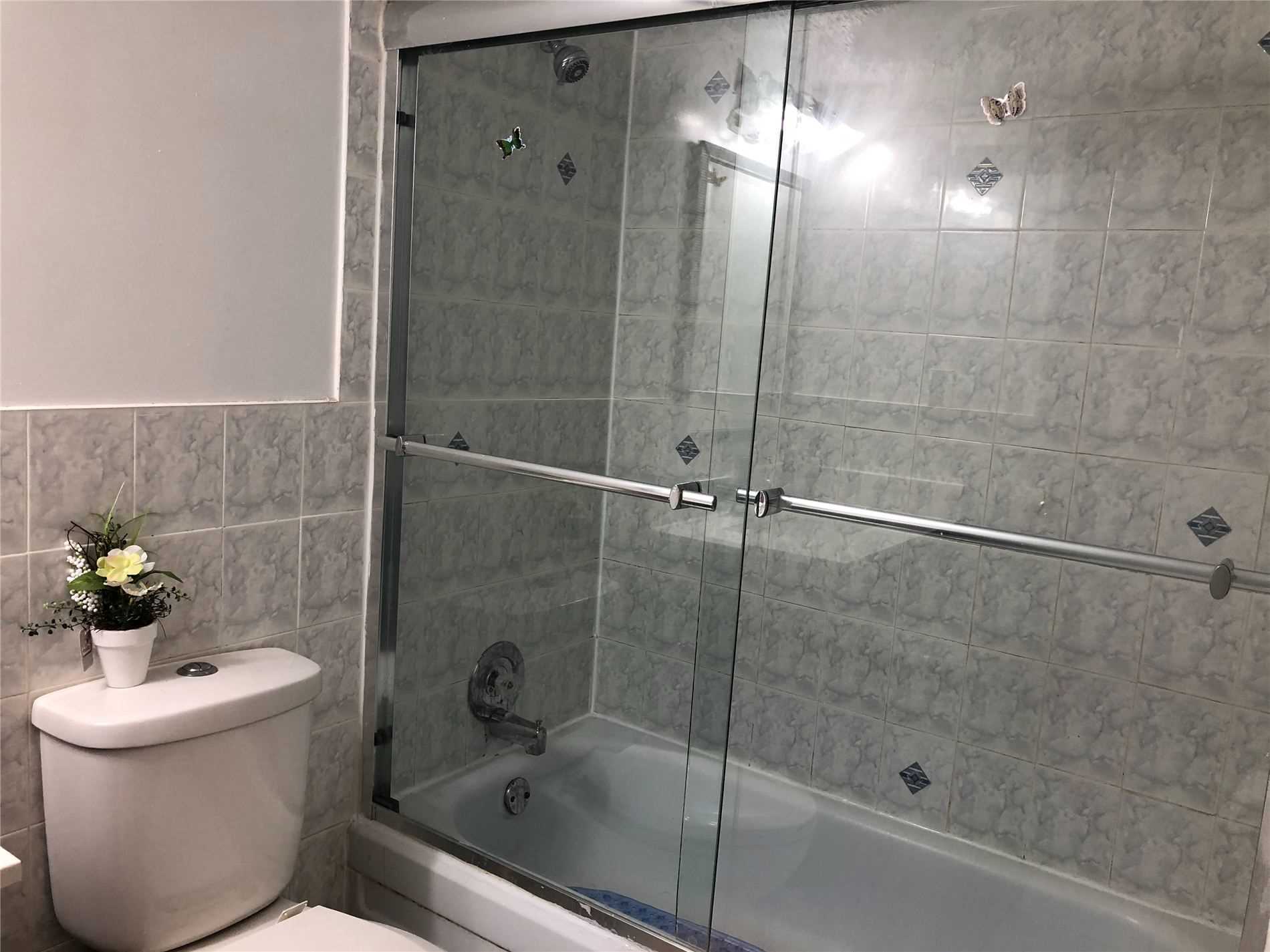 17 Knightsbridge Rd, #1803