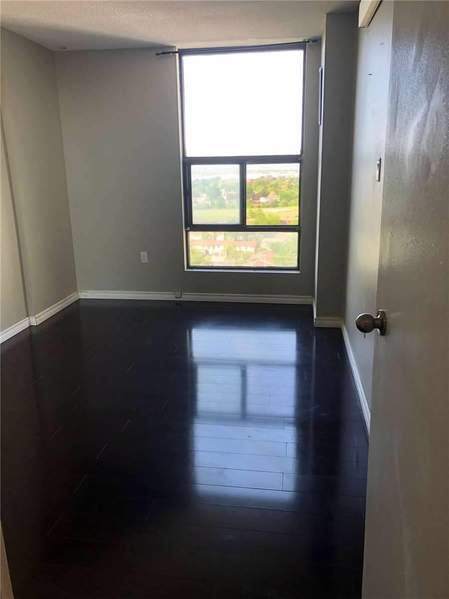 17 Knightsbridge Rd, #1803