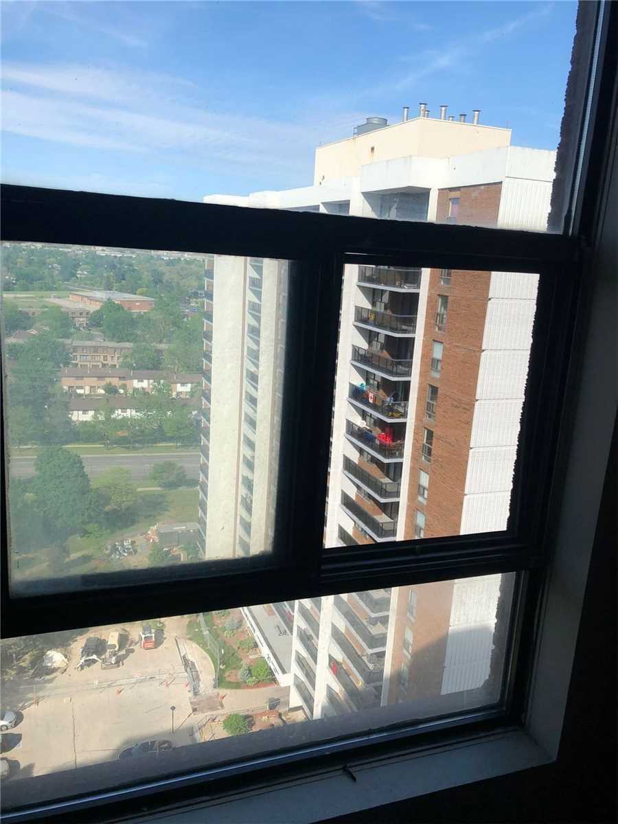 17 Knightsbridge Rd, #1803