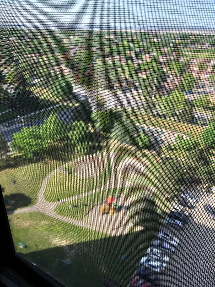 17 Knightsbridge Rd, #1803