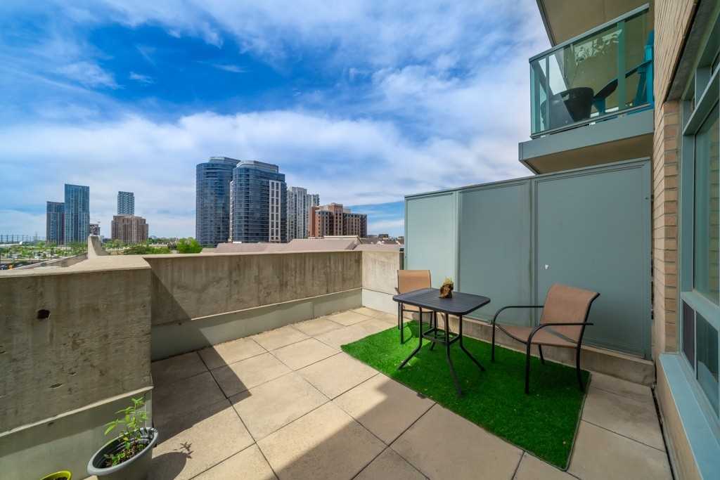 9 Michael Power Pl, #510