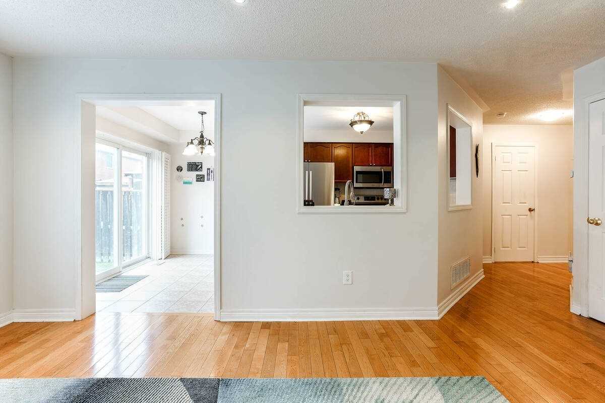 Listing W5262475 - Large Photo # 17