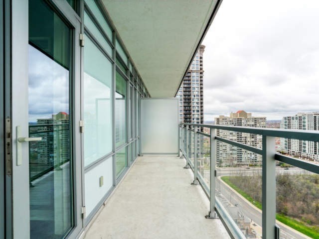 365 Prince Of Wales Dr, #1910