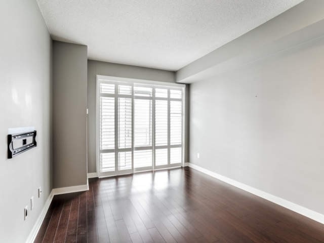 365 Prince Of Wales Dr, #1910