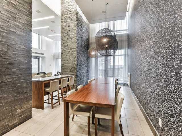365 Prince Of Wales Dr, #1910