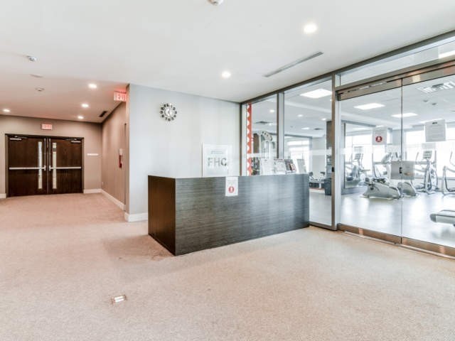 365 Prince Of Wales Dr, #1910