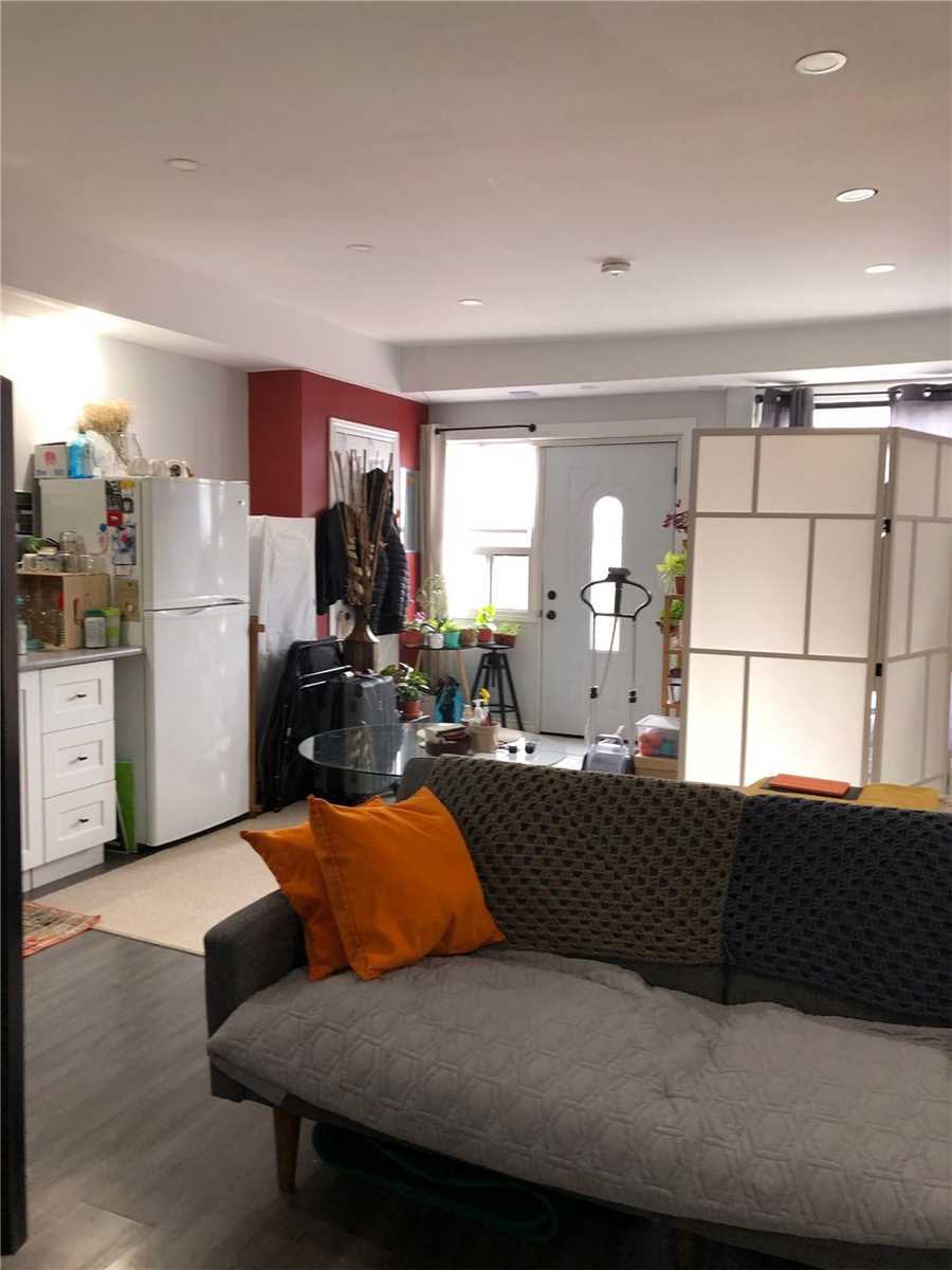 99 Mill St