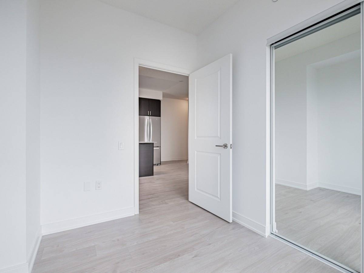 8 Nahani Way #1601