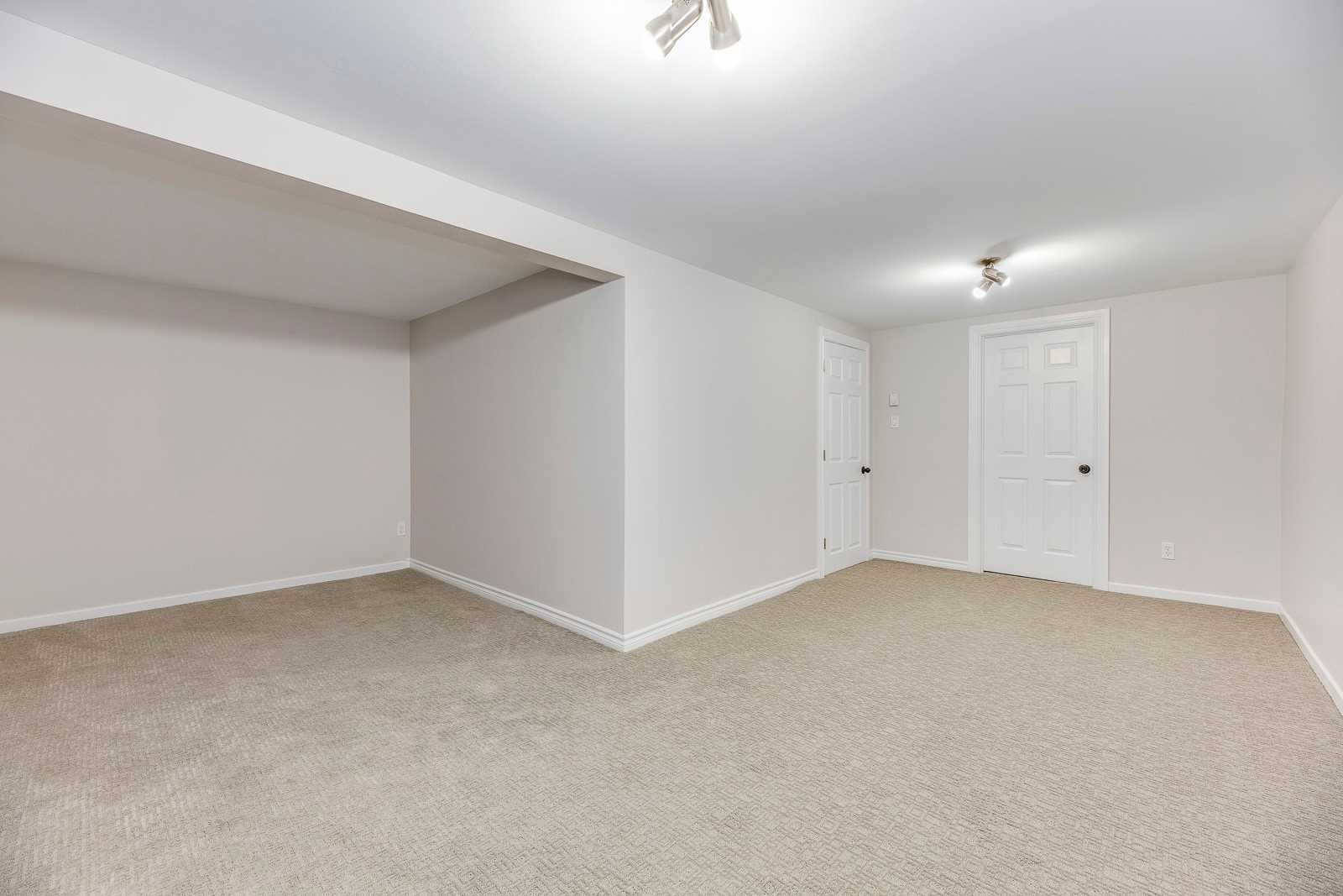 Listing W5270031 - Large Photo # 32