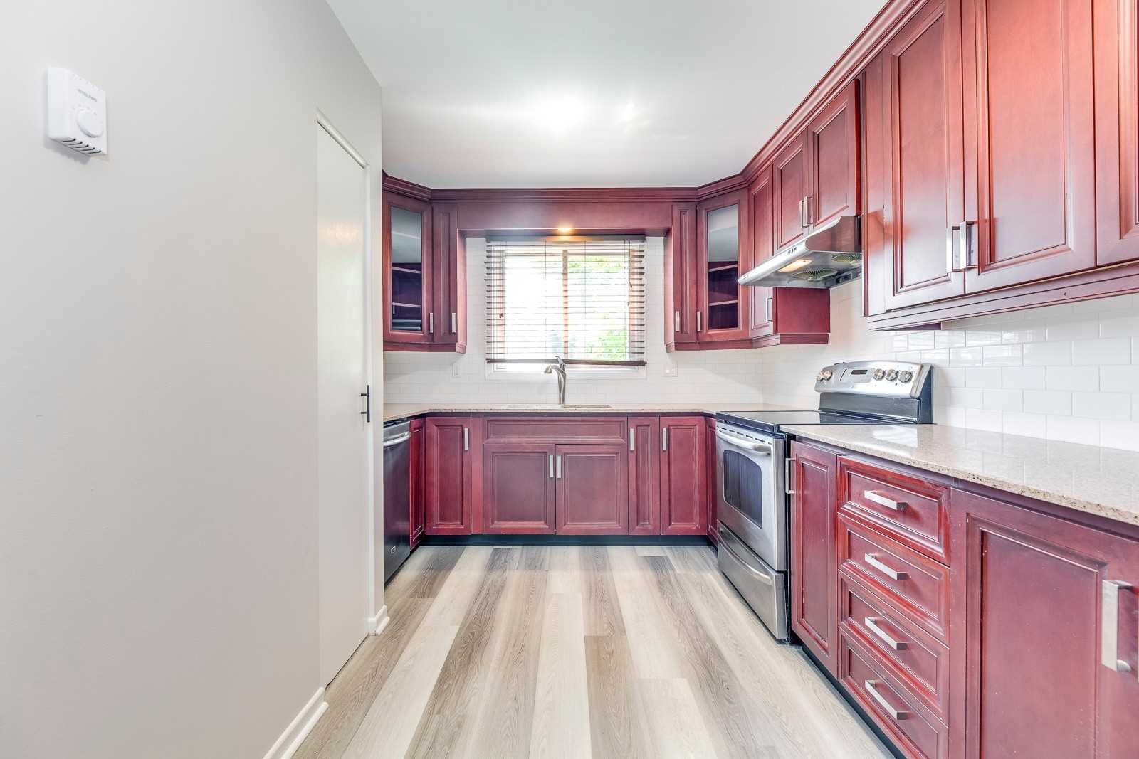 Listing W5270031 - Large Photo # 12