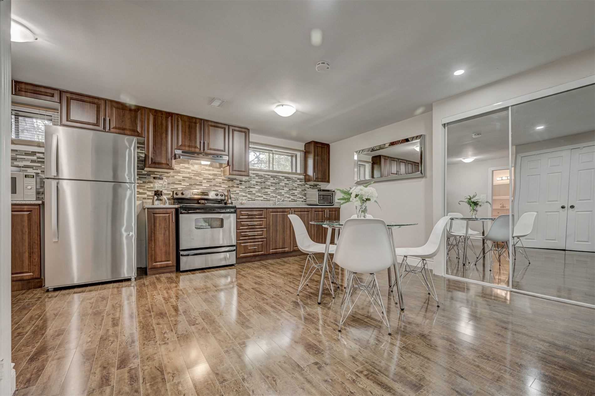 47 Glenora Cres