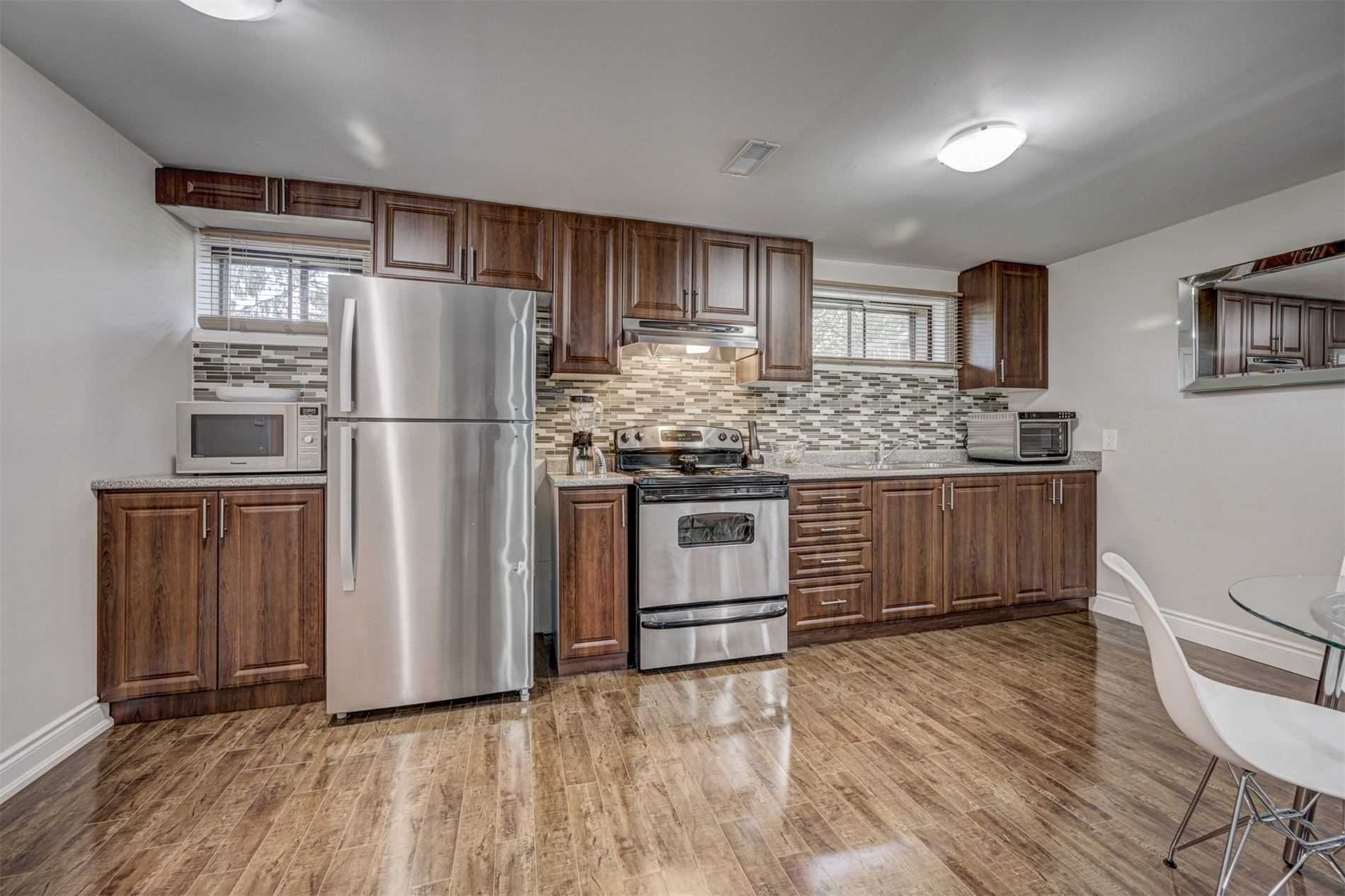 47 Glenora Cres