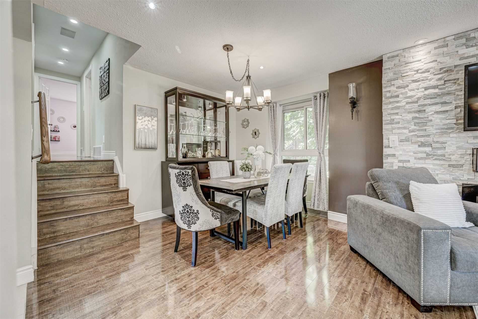 47 Glenora Cres