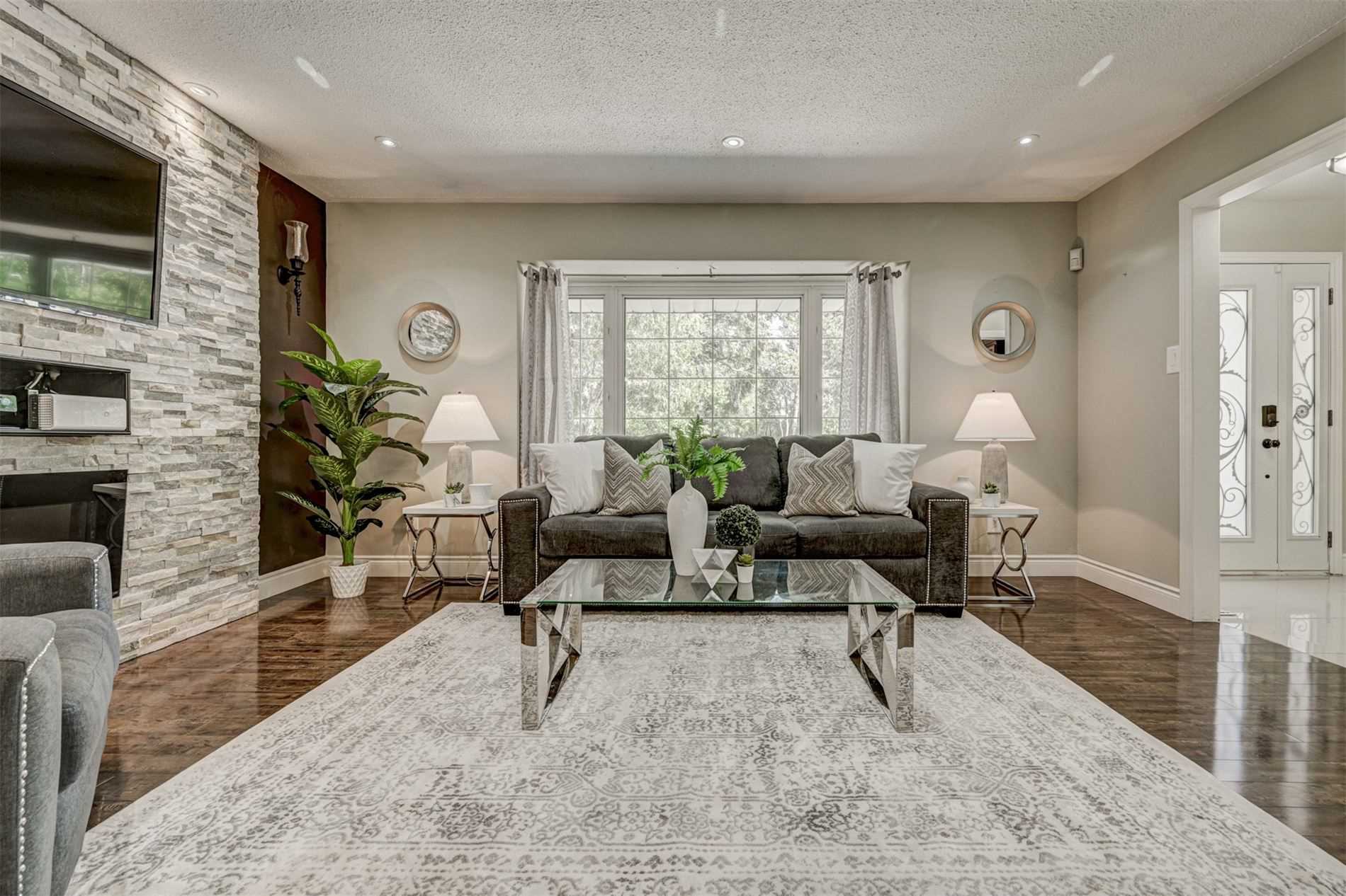 47 Glenora Cres