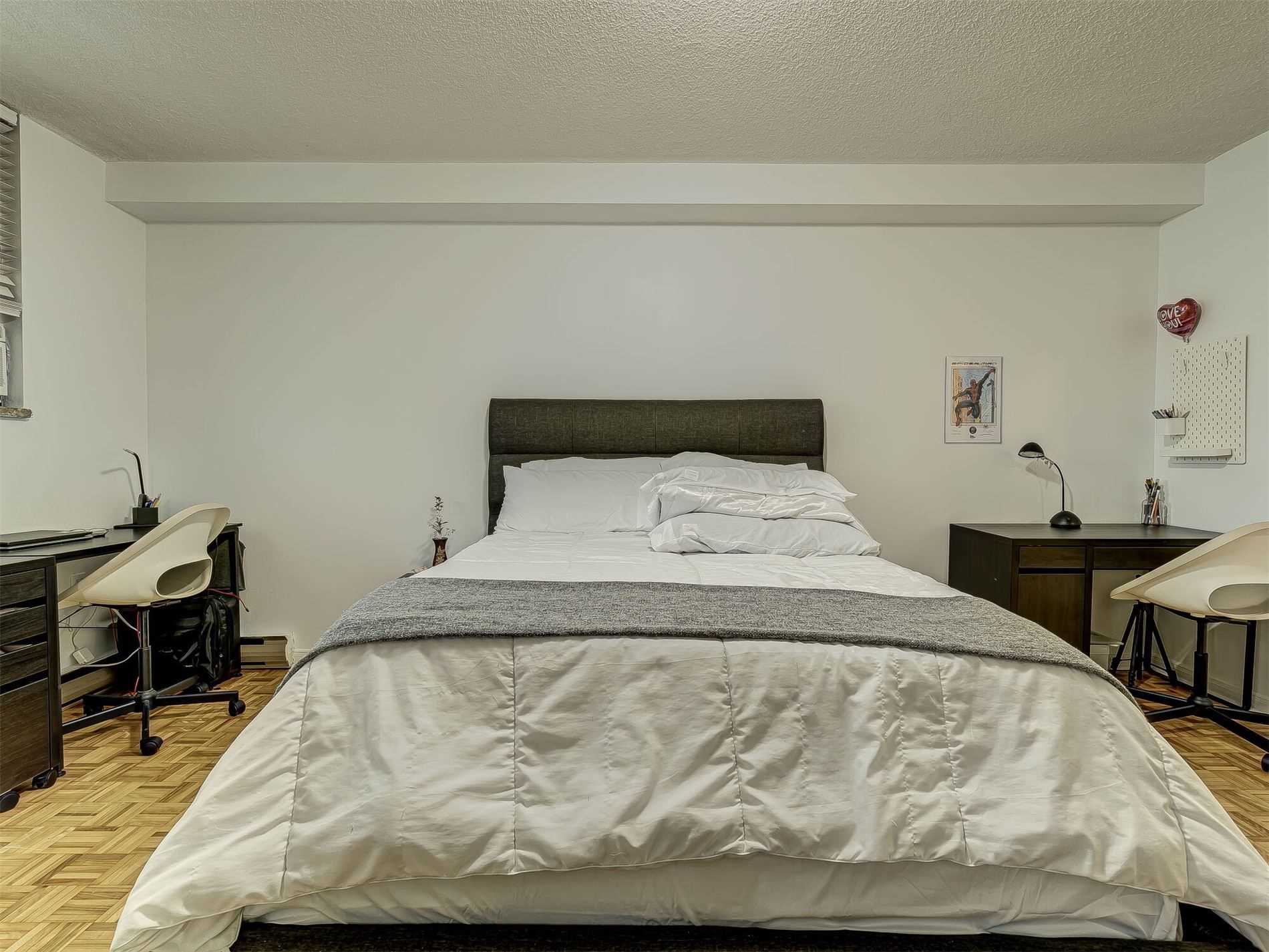 49 Silverstone Dr, #308