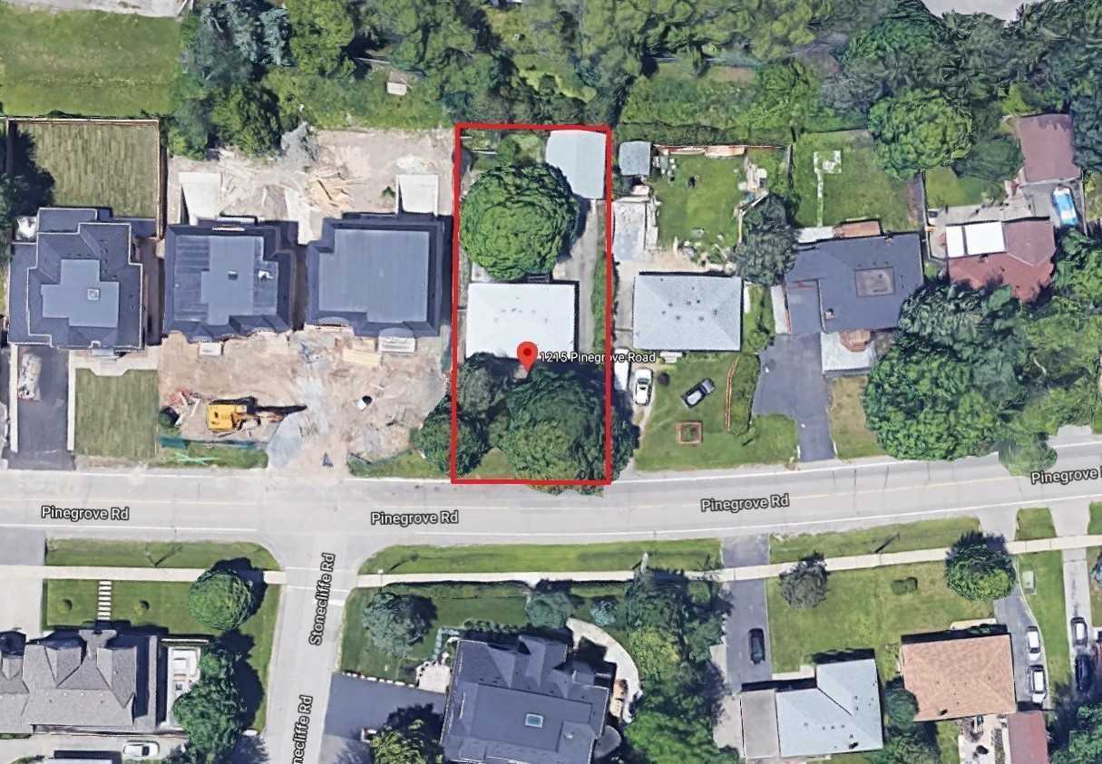 1215 Pinegrove Rd