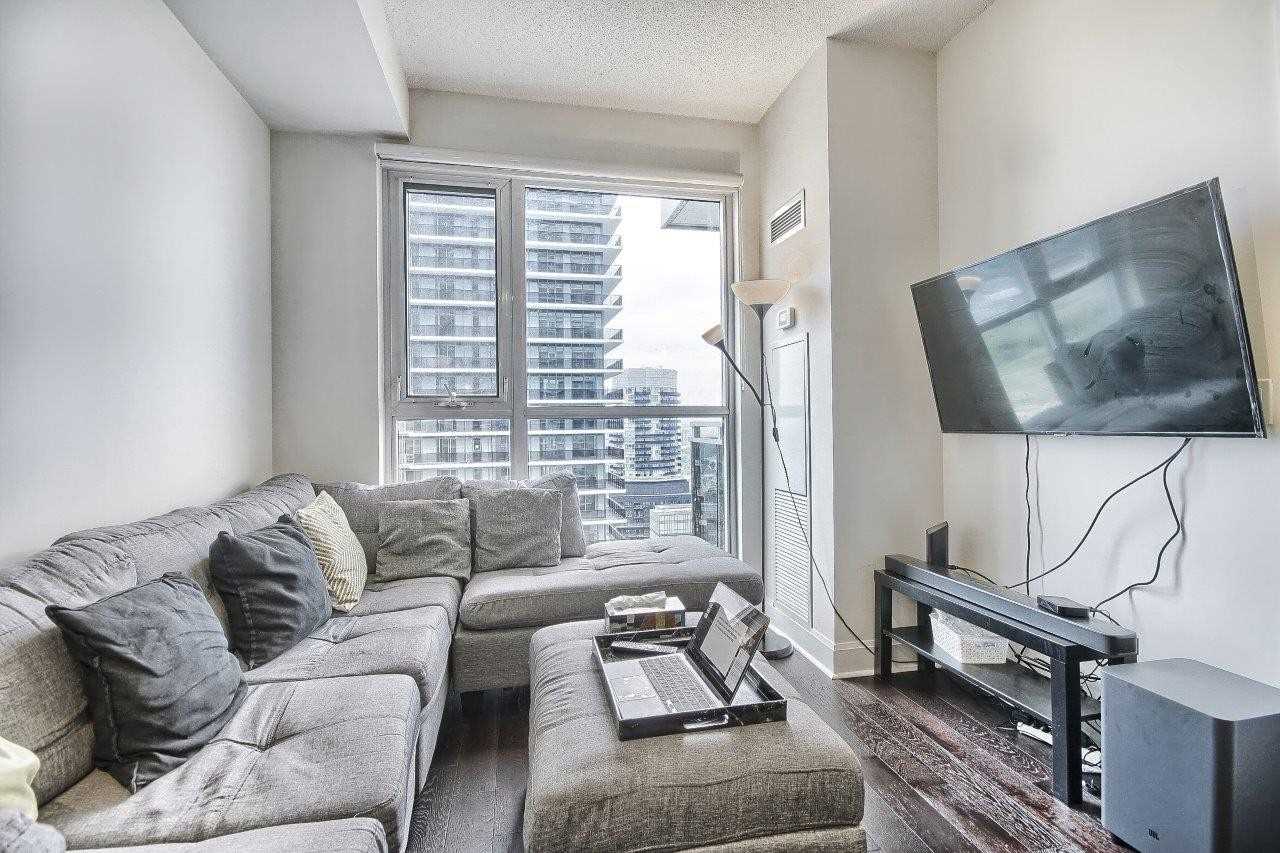 33 Shore Breeze Dr, #2606