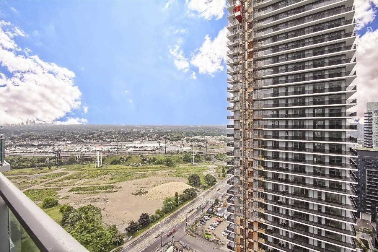 33 Shore Breeze Dr, #2606