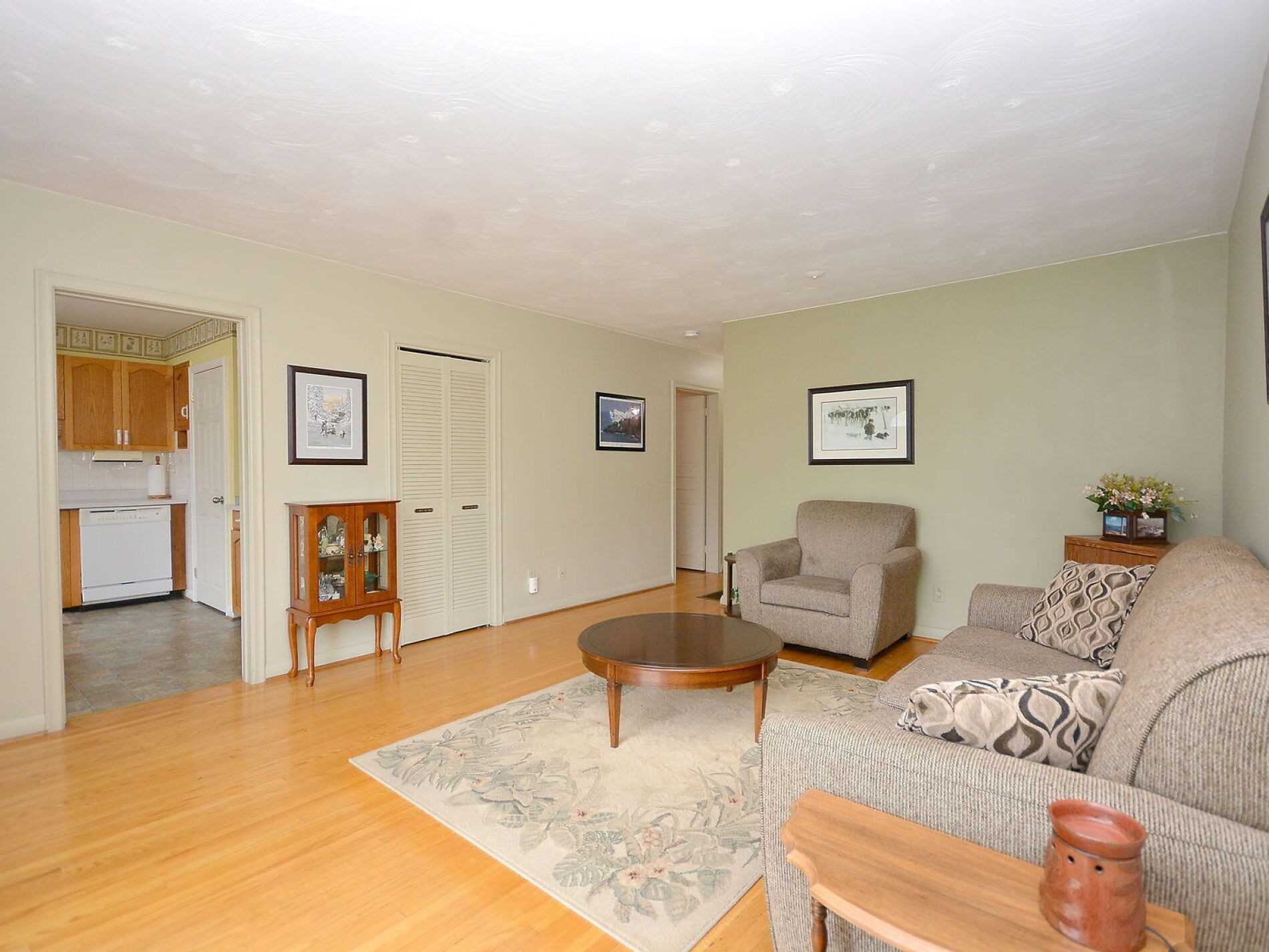 67 Raylawn Cres