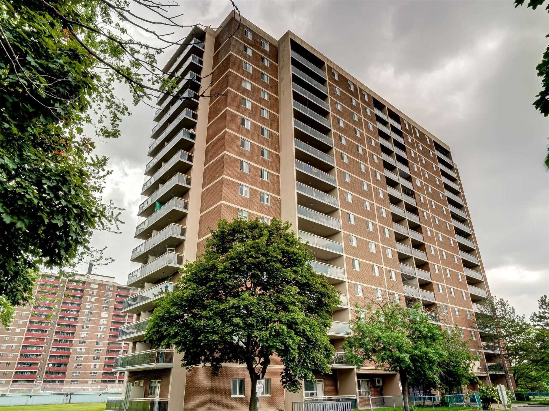 49 Silverstone Dr, #308