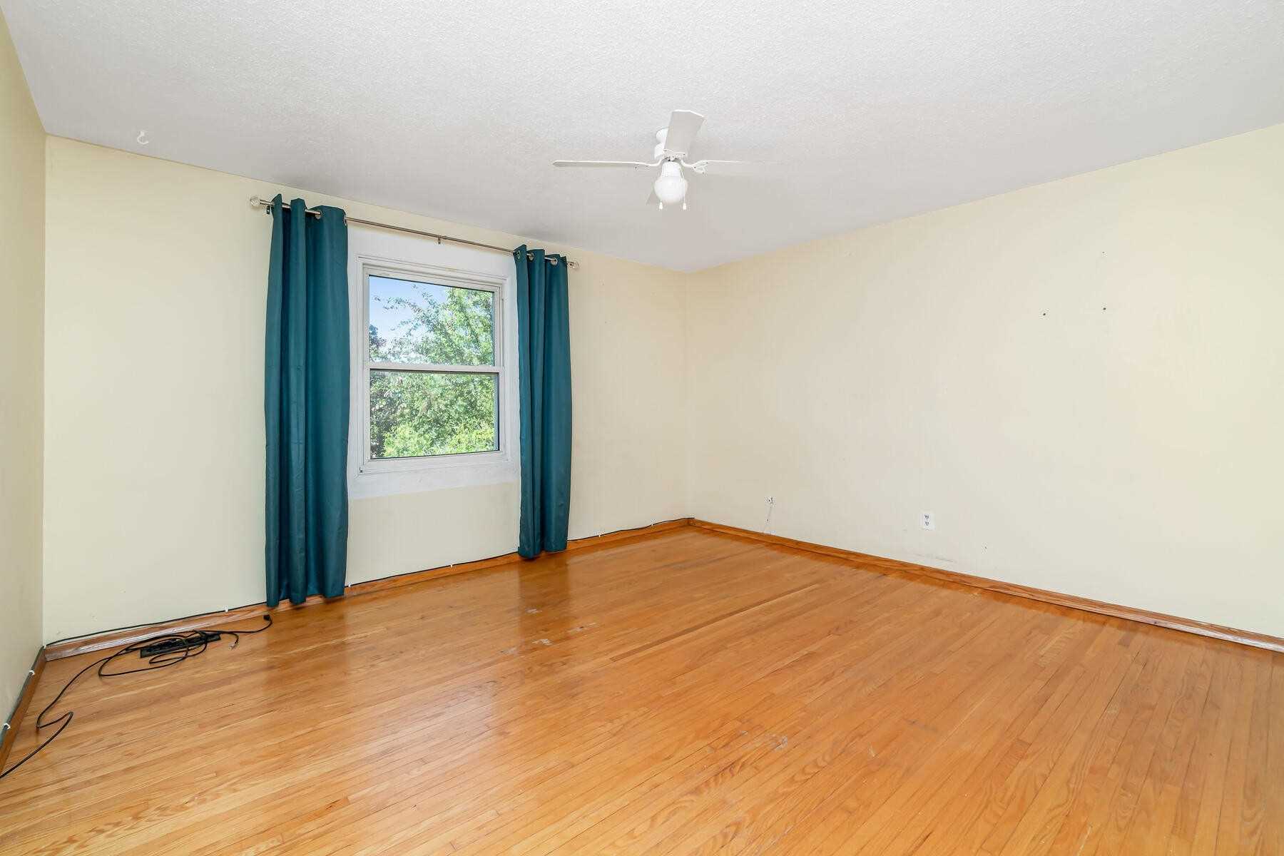 63 Faludon Dr