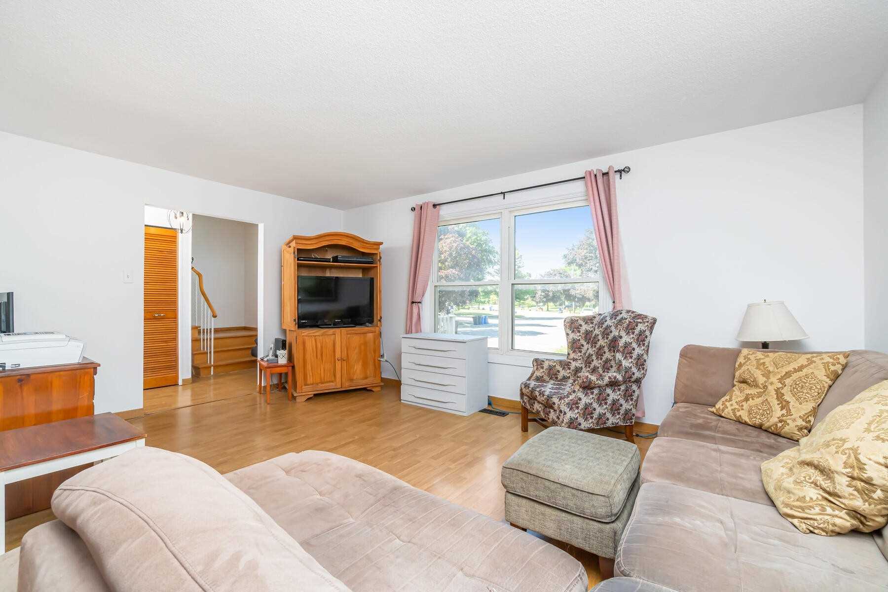 63 Faludon Dr