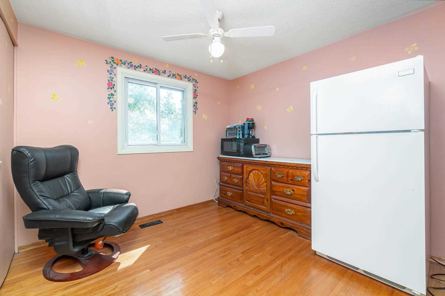 63 Faludon Dr