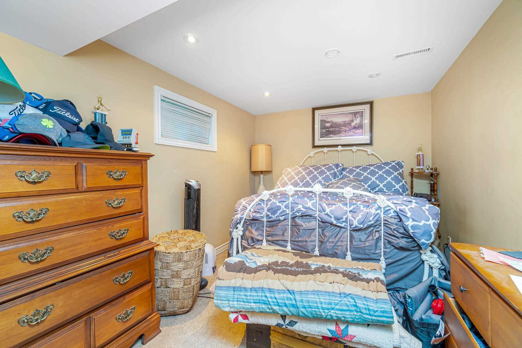 63 Faludon Dr