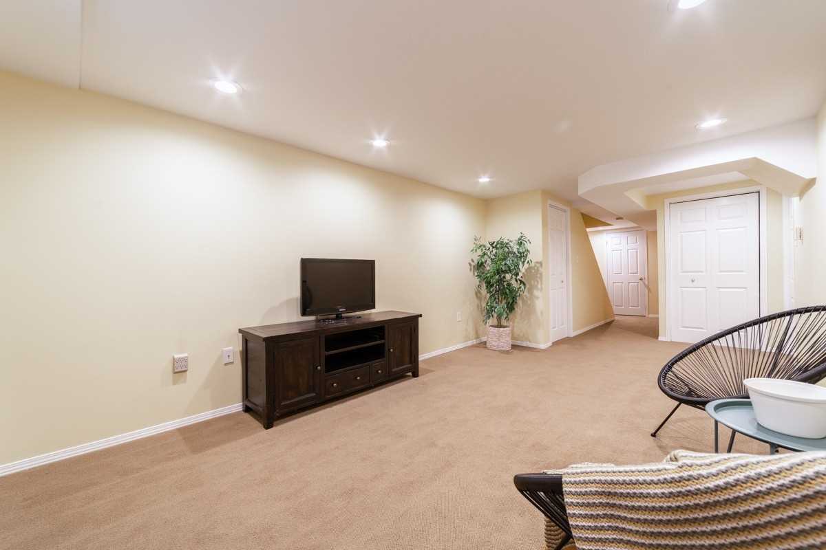 2035 Amherst Heights Crt, #29