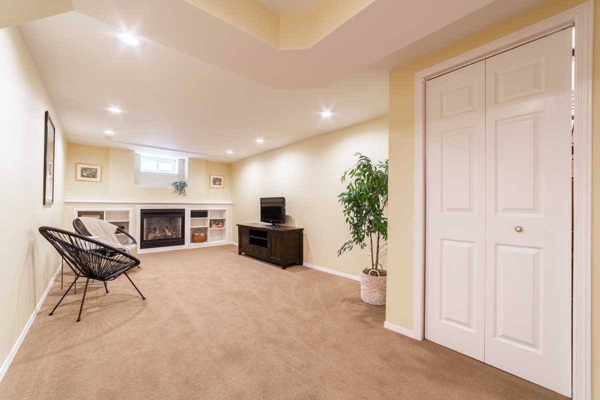2035 Amherst Heights Crt, #29