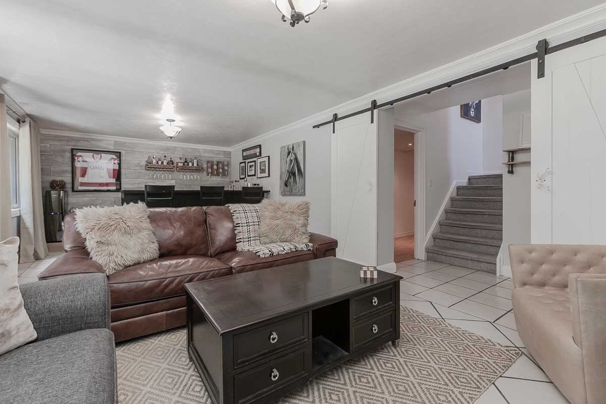 858 Partridge Dr