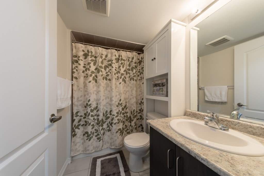 11 Applewood Lane, #112