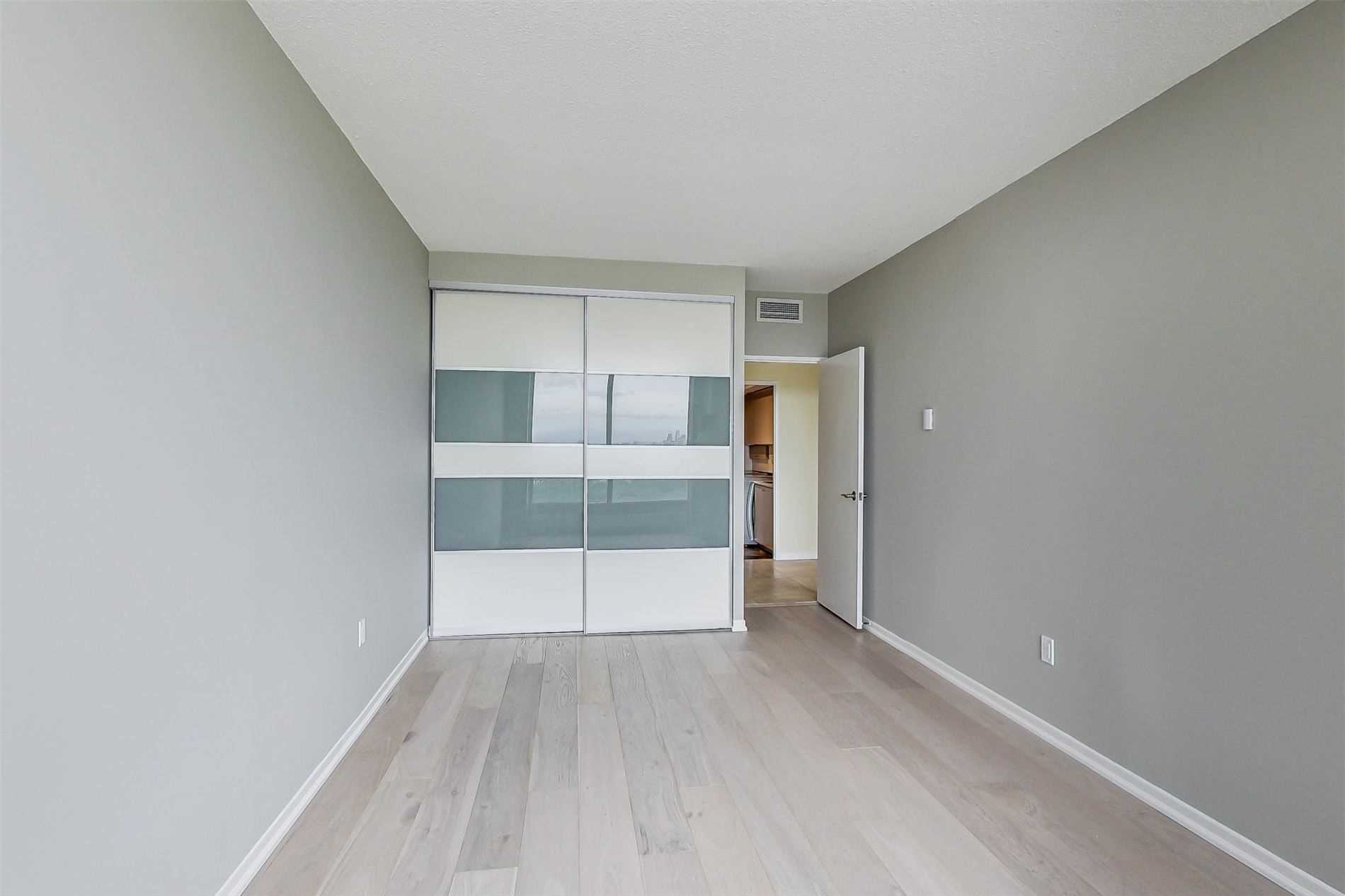2045 Lake Shore Blvd W, #3601