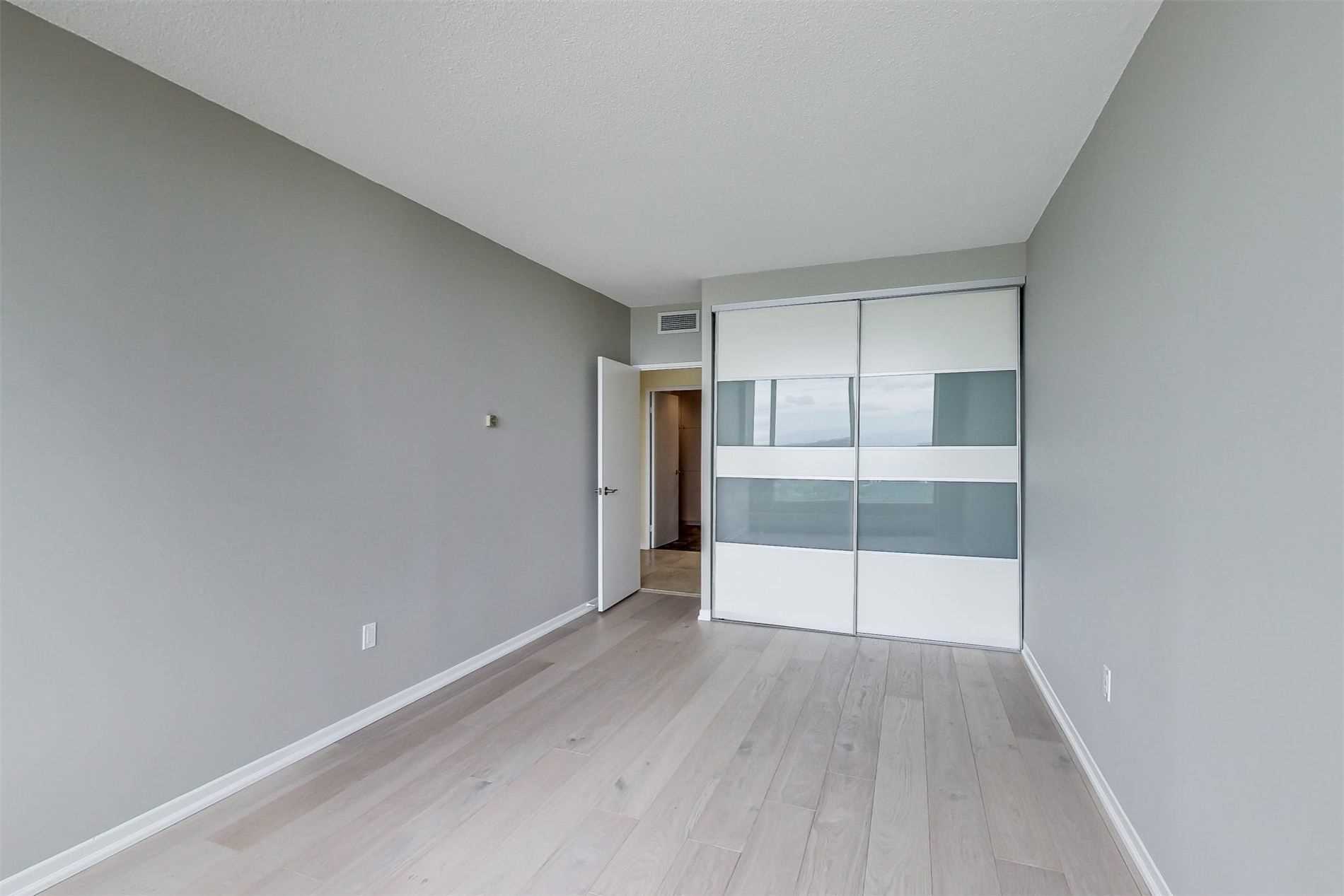 2045 Lake Shore Blvd W, #3601