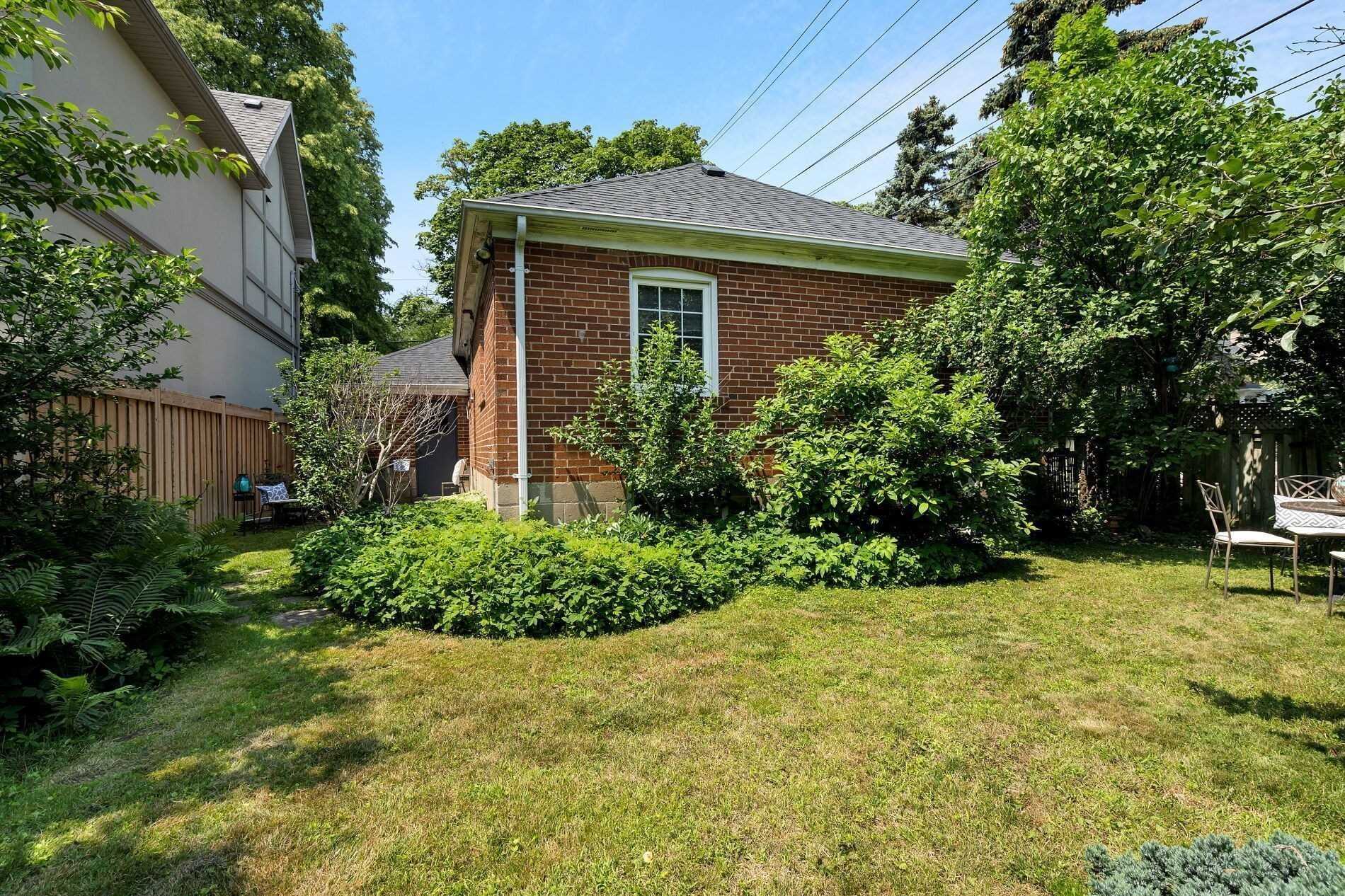 25 Mcclinchy Ave