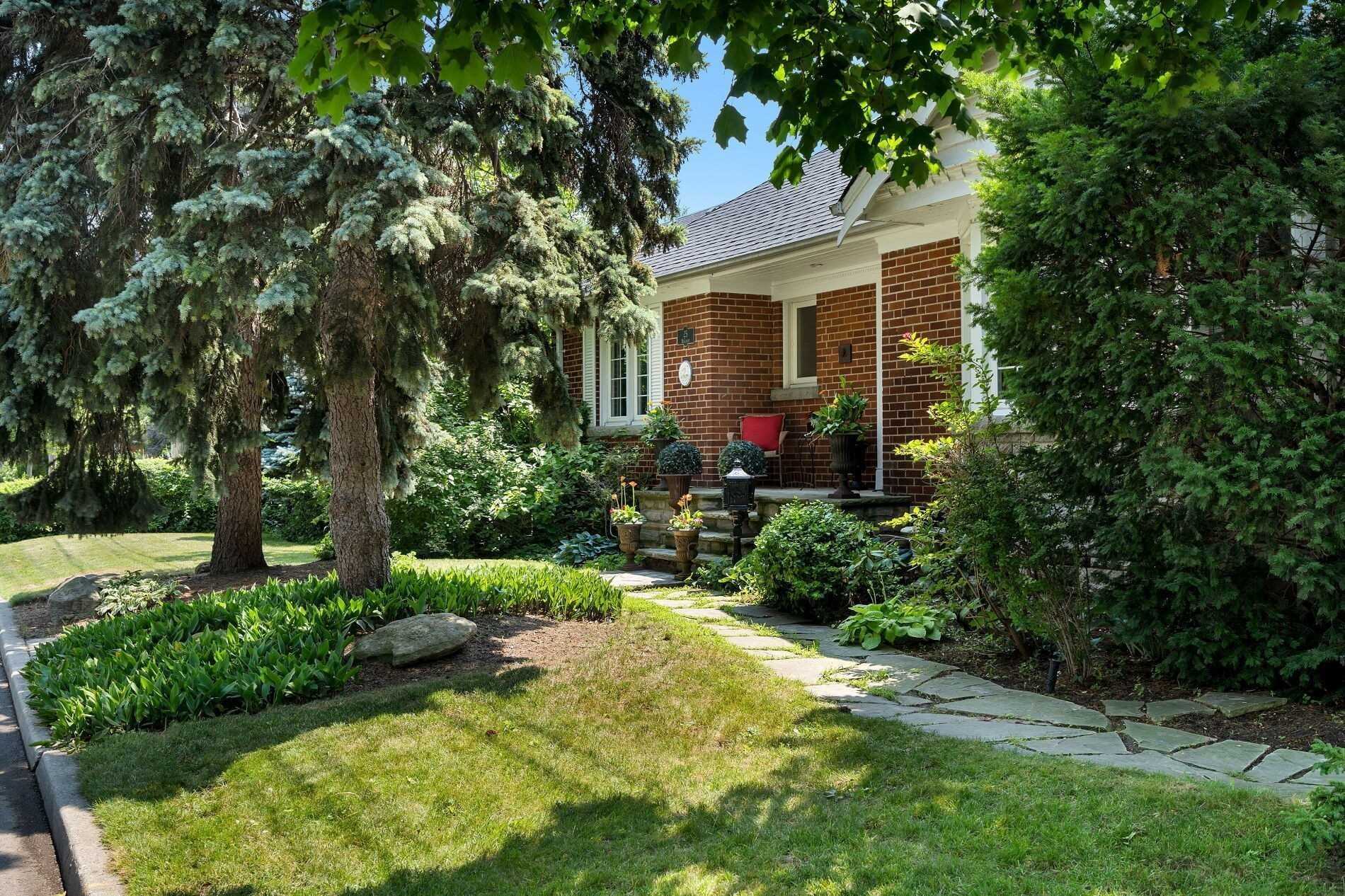 25 Mcclinchy Ave