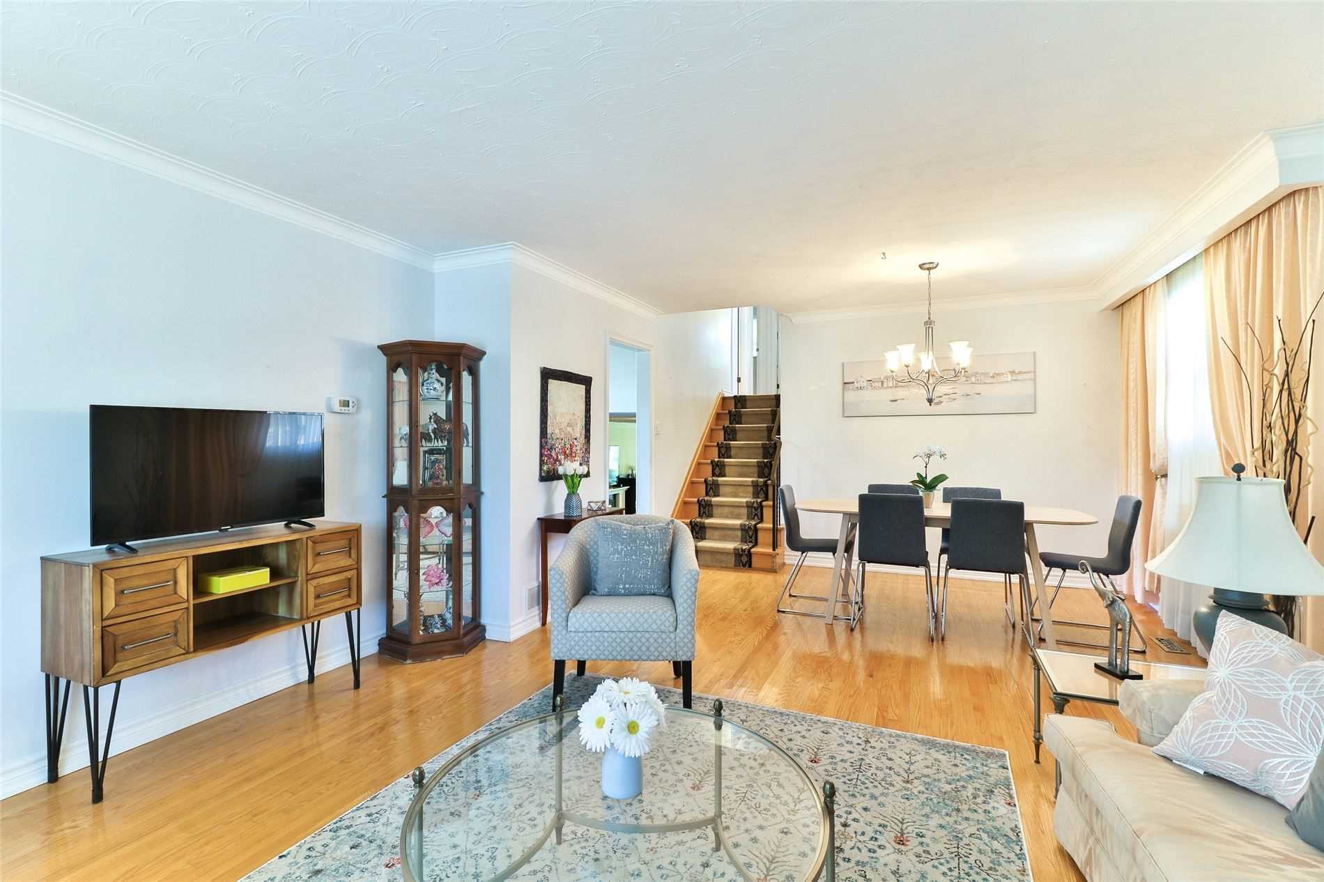18 West Wareside Rd