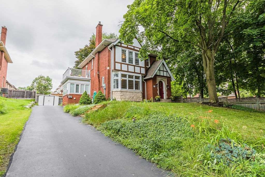 295 Plains Rd W