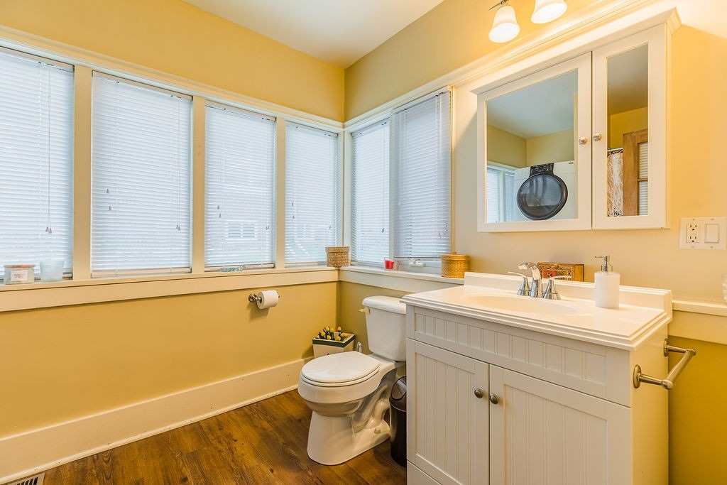 295 Plains Rd W