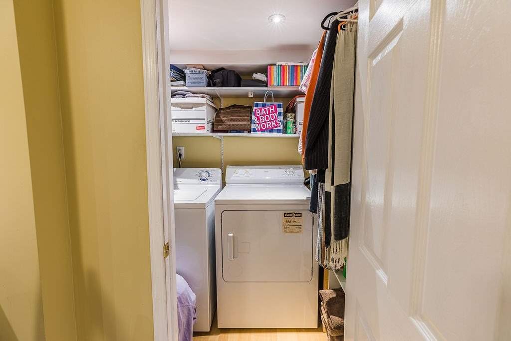 295 Plains Rd W