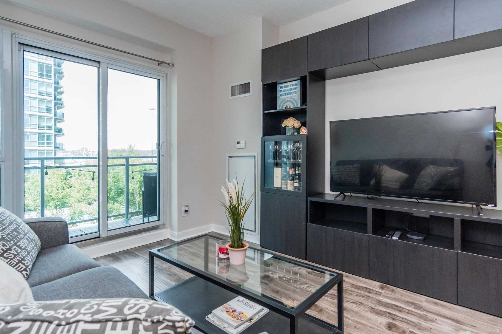 165 Legion Rd N, #634