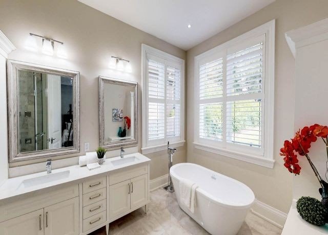 12 Sunvale Dr